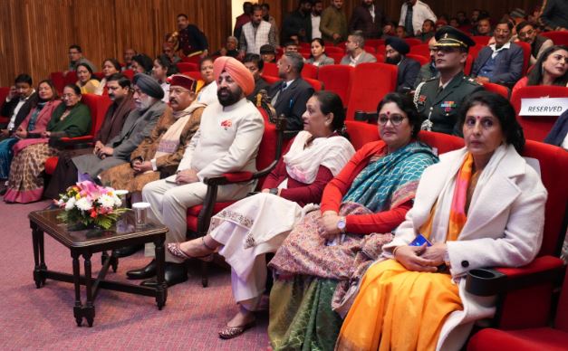उत्तराखंड- “एक संध्या- राम के नाम” कार्यक्रम का आयोजन, राज्यपाल गुरमीत सिंह और मंत्री सतपाल भी रहे मौजूद