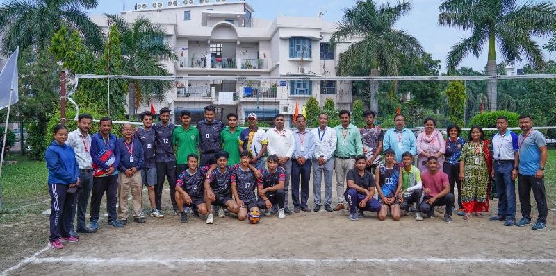 एसजीआरआरयू खेलोत्सव-बैडमिंटन में हर्ष और पूर्णिमा बने विजेता