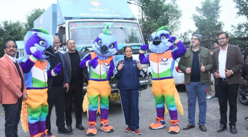 राष्ट्रीय खेल प्रचार टीम को खेल मंत्री रेखा आर्या ने किया रवाना
