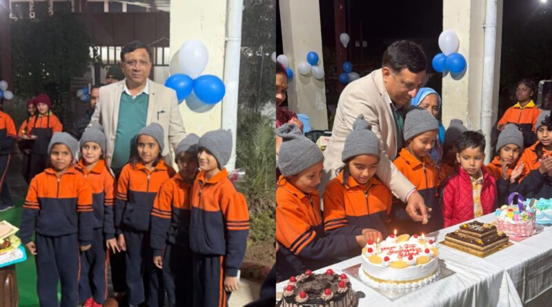 जन्मदिन बना उम्मीद का उत्सव, नेताजी सुभाष चंद्र बोस आवासीय बालिका छात्रावास पहुंचे बंशीधर तिवारी